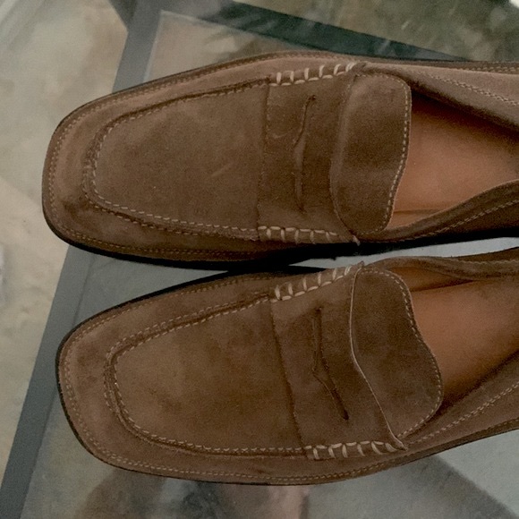 TODS Soft SUEDE PENNY LOAFERS - Picture 3 of 9